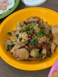 อกไก่ผัดพริกเกลือ