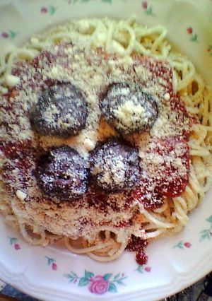 A picture of Spaghetti and Italian Meatballs.