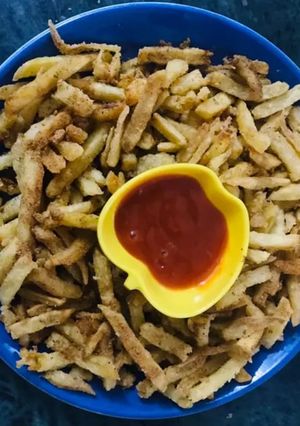 A picture of French fries.