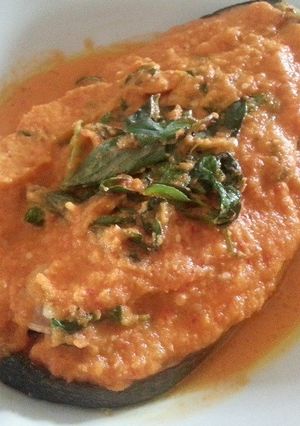Foto resep Pan Fried Salmon With Chili Basil Sauce