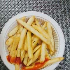 A picture of French fries.