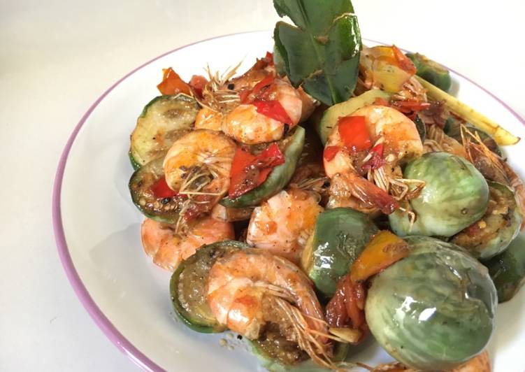Balado Udang Terong Lalap