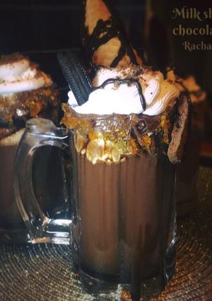 صورة لوصفة Milk shake hot chocolate شراب الشوكولا الساخن