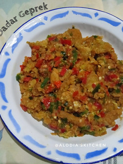 Foto resep Telur Dadar Geprek