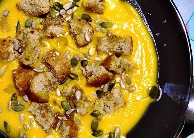 Ricetta di Premiato Vellutata di carote e zenzero