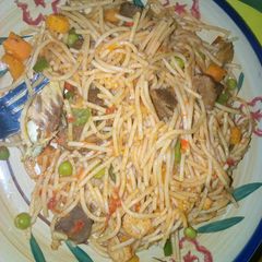 A picture of Spaghetti jollof.