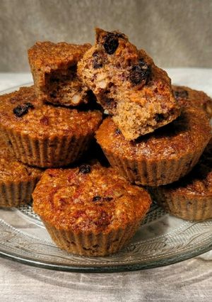 Una foto de 🥕🧁Quinoa carrot cake muffins - Sin harinas - Sin TACC - Textura increíble 🧁🥕
