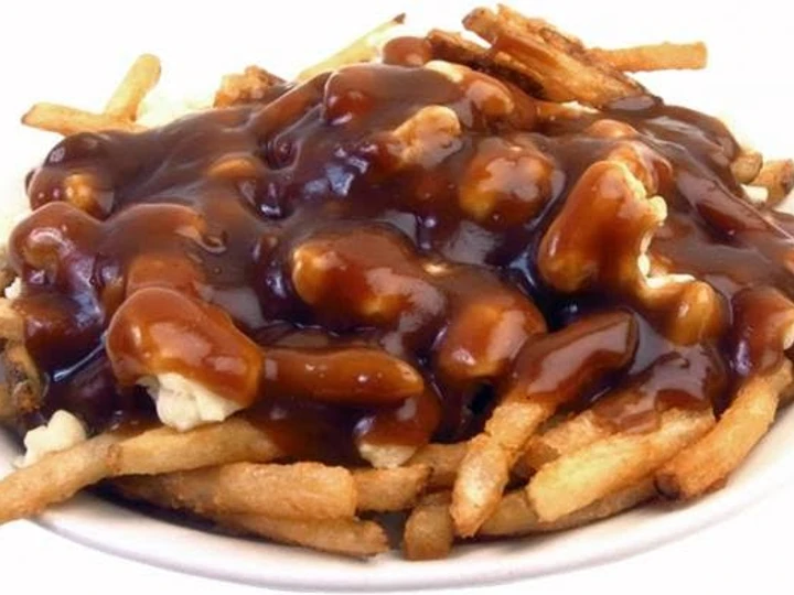 Easy Steps to Prepare Poutine the Delicious Makes you drool