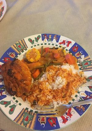 Una foto de Pechuga rellena de queso y espárragos en salsa de vodka
