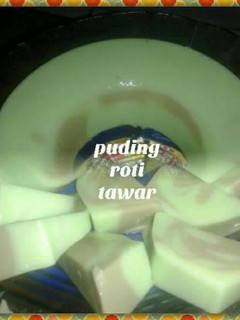 Foto resep Puding Roti Tawar Pandan