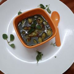 A picture of Chutney ke aaloo.