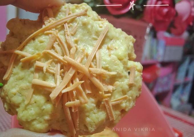 Oatmeal cheese cookies