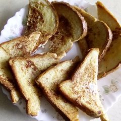 French toast A picture of French toast.