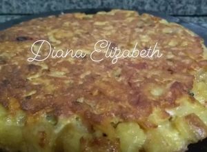 Una foto de Tortilla de papa reciclada👩‍🍳