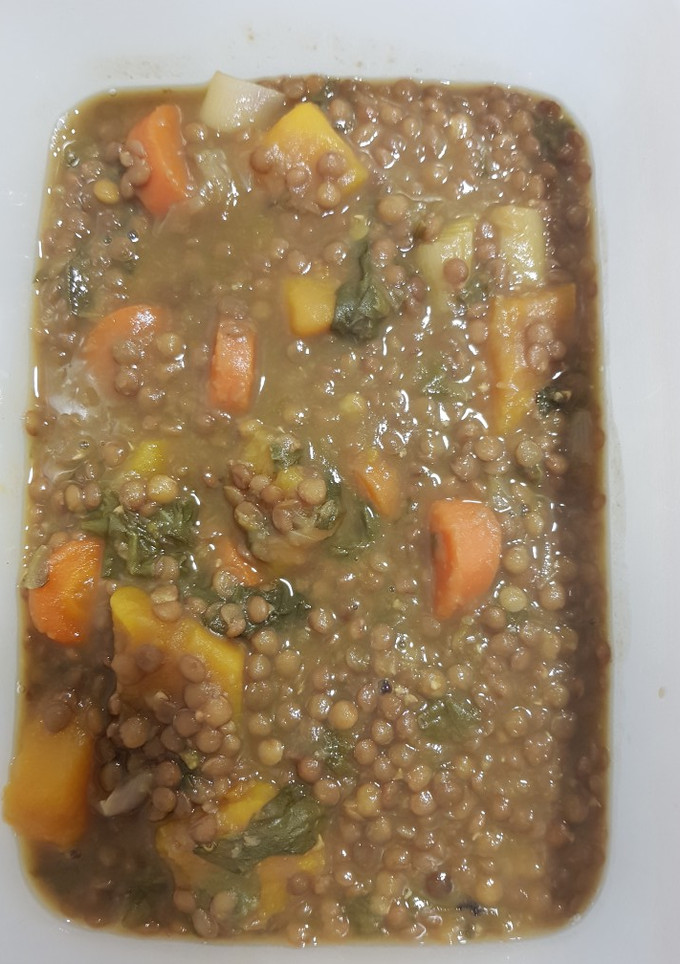 Una foto de Lentejas con verduras