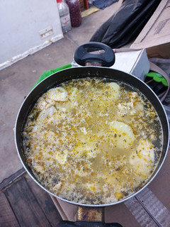 Una foto de Caldo de pollo