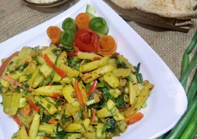 Stir fried zucchini with baba ganouj salad spread