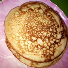 A picture of Semovita sinasir (pancake).