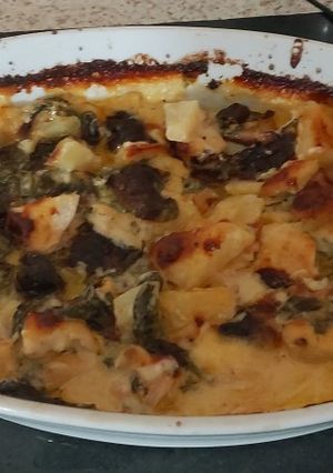 A picture of My Chicken, Bacon,onion & Potato Cheese Bake 🥰.