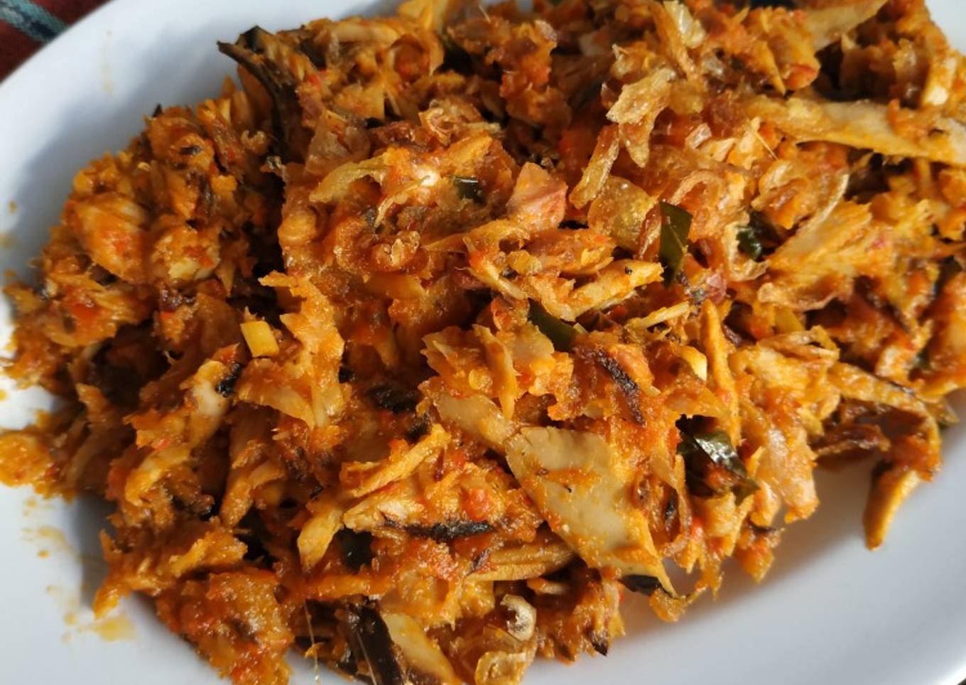 Tongkol suwir sambal rica