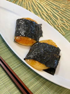 A picture of Isobeyaki - Japanese rice cake.