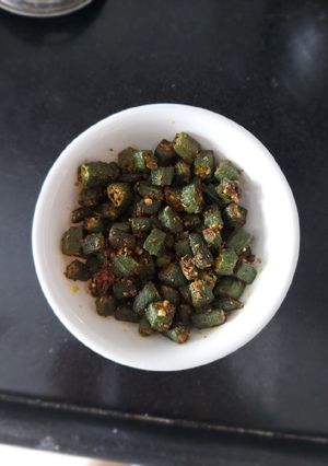 ભીંડા નું શાક (Bhinda Shak Recipe In Gujarati) રેસીપી મુખ્ય ફોટો