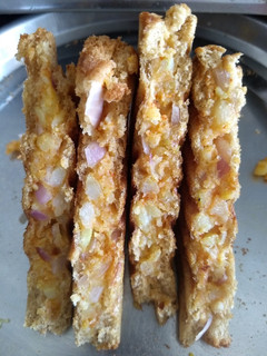 आलू सैंडविच (Aloo Sandwich recipe in hindi) रेसिपी मुख्य फोटो