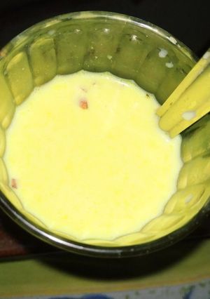 A picture of Mango shake.