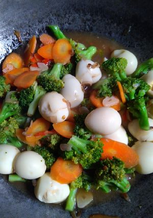 Foto resep Tumis BROKOLI telur puyuh