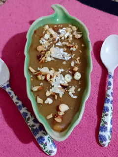 आटे का शीरा (Aate a sheera recipe in hindi) रेसिपी मुख्य फोटो