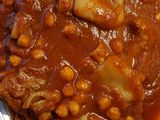 Manitas de cerdo con garbanzos en olla express