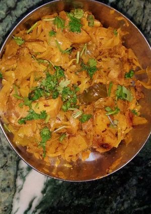चटपटी मसाला पत्ता गोभी (chatpati masala patta gobhi recipe in Hindi) रेसिपी मुख्य फोटो