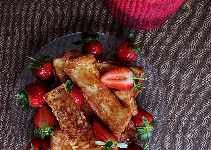 Cinnamon French Toast Sticks