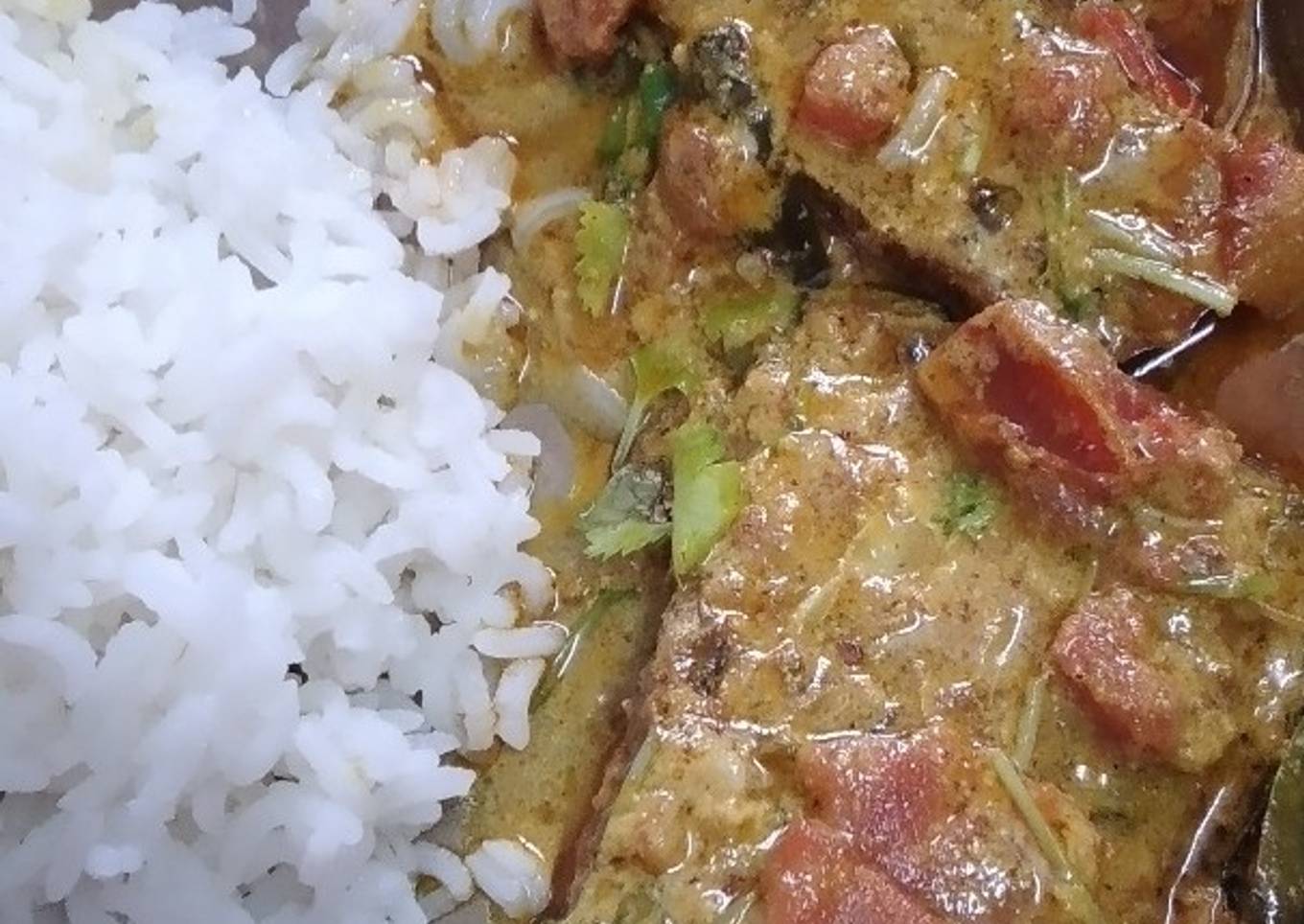 Rohu fish with curd and mustard powder