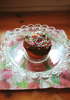 Φωτογραφία της συνταγής Cupcakes πορτοκάλι με γέμιση και επάλειψη πραλίνα φουντουκιού!!
