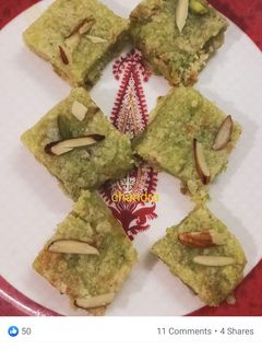 परवल की बर्फी(parwal ki barfi recipe in hindi) रेसिपी मुख्य फोटो