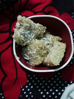 लौकी की बर्फी (Lauki ki barfi recipe in hindi) रेसिपी मुख्य फोटो