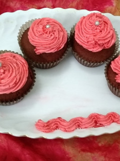 A picture of Red Velvet Cupcakes.