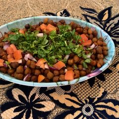 A picture of Chana masala.