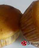 Muffins γιαουρτιού γεμιστά με μαρμελάδα