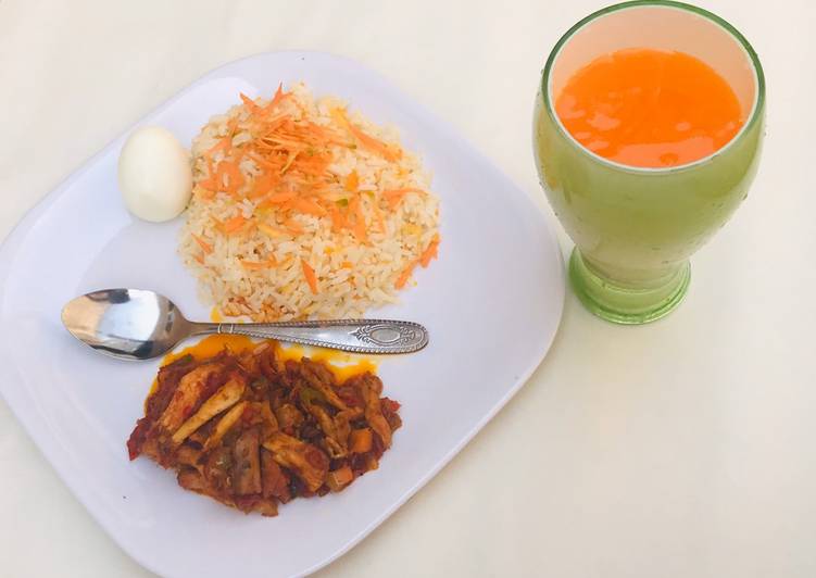 Recipe of Award-winning Carrot rice with shredded chicken sauce