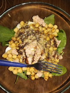Una foto de Ensalada de garbanzos