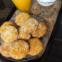 A picture of Breakfast dish.