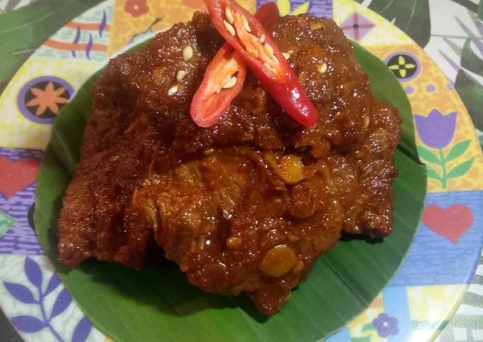 125. Daging bumbu bali