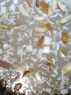 A picture of #sagoo and dry fruits.
