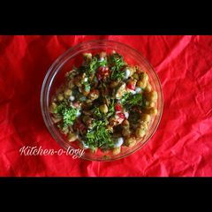 A picture of Chana Chaat.