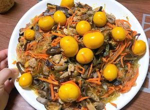 Hình của món Lòng gà - trứng non xào miến 😋😋 Đảm bảo ăn là ghiền.