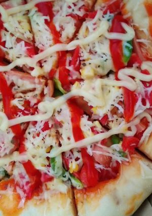 Foto resep Pizza Teflon dengan pinggiran sosis
