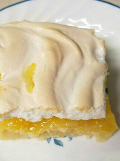 A picture of Pineapple Bars.