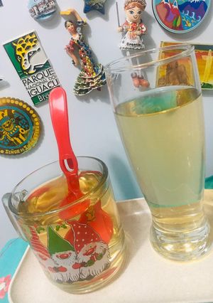 Una foto de 👏💦AGUA 💦🍶DE CANELA🍂